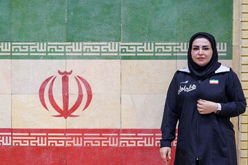 Iranian woman becomes best coach in Asian Alysh tournament