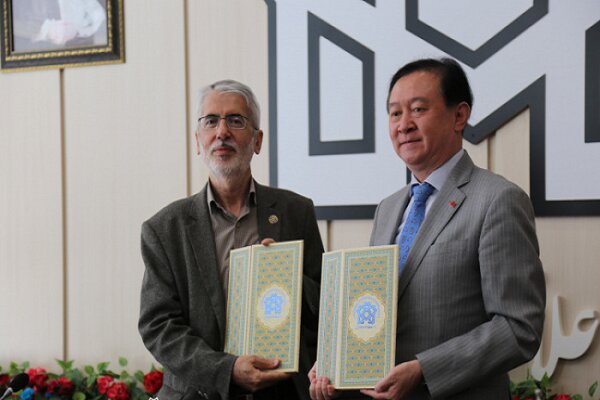 رئيس جامعة العلامة طباطبائي يعلن عن تدشين أول "مكتبة صينية" في إيران