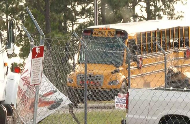 برخورد اتوبوس مدرسه با کامیون تانکر سوخت در کارولینای جنوبی