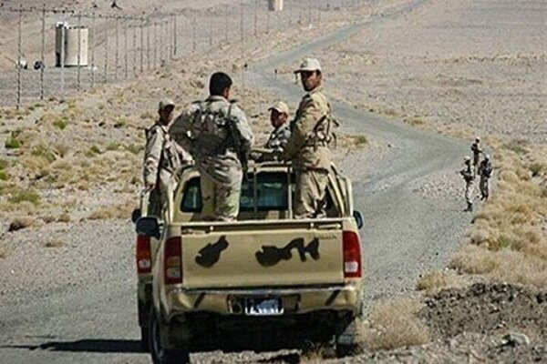 1 Iranian border guard martyred in border clash with Taliban