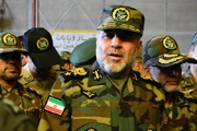 قائد القوات البرية للجيش الإيراني يحذر الجوار من ارتكاب الأخطاء