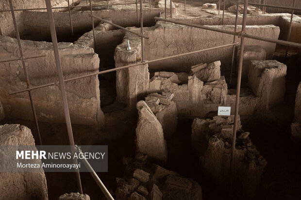 محوطه باستانی شادیاخ