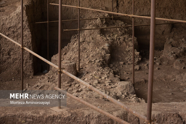 محوطه باستانی شادیاخ