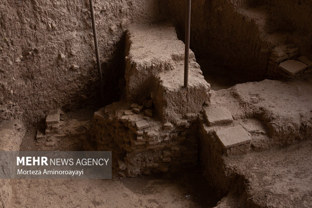 محوطه باستانی شادیاخ