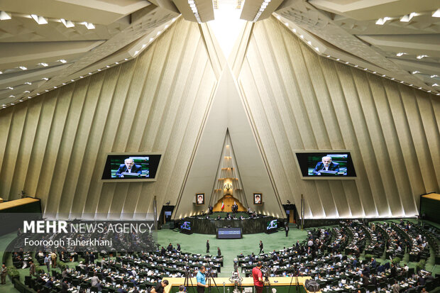 آییننامه نحوه تعیین تعرفه حقالزحمه مشاورین املاک تهیه میشود