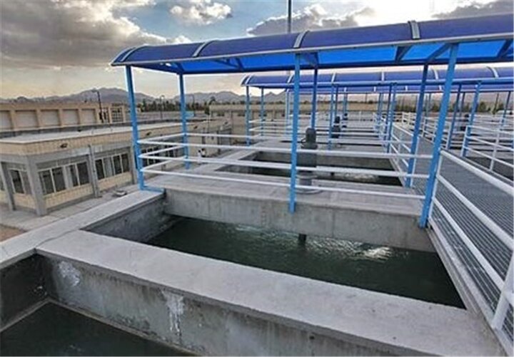 کدورت آب در شهرکرد/ مردم خواستار تحقق وعده ها هستند