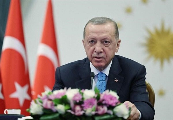 Erdoğan, AB Komisyonu Başkanı ile görüştü
 Erdoğan, AB Komisyonu Başkanı ile görüştü