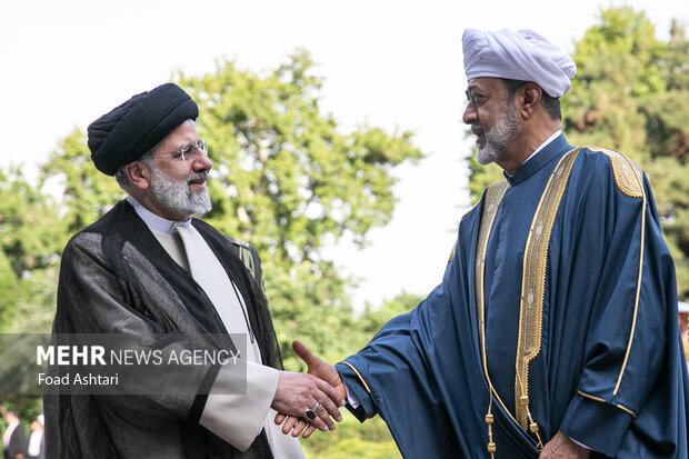 توافق سران ایران و عمان برای تنظیم اسناد همکاری راهبردی