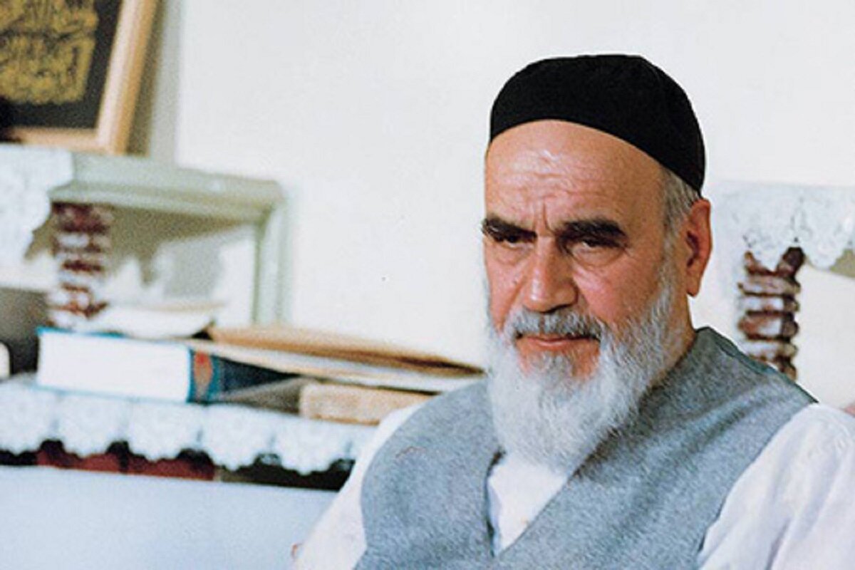 Muslims commemorate demise anniv. of Imam Khomeini