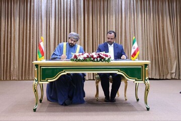 ایران اور عمان کے درمیان 4 اہم مفاہمتی دستاویزات پر دستخط