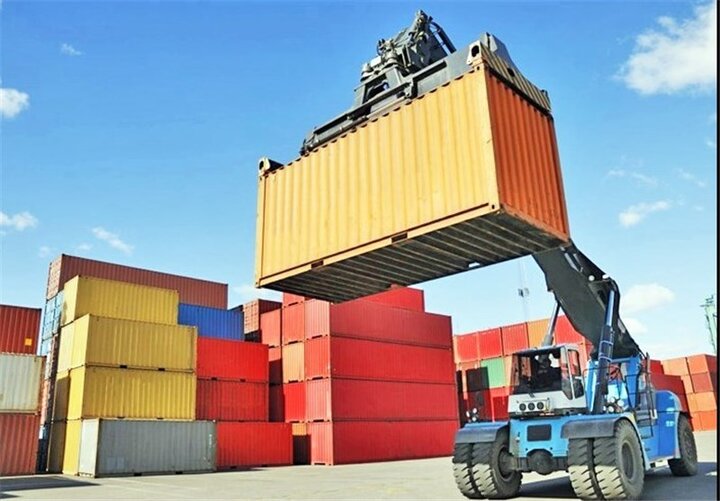 750 میلیون دلار کالا از گمرکات اصفهان صادر شد