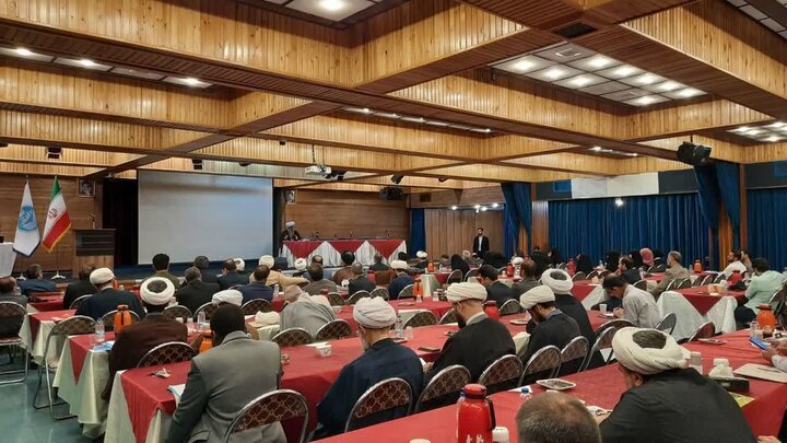 مردمیترین انقلاب هم در حدوث و هم در بقا انقلاب اسلامی ایران بود