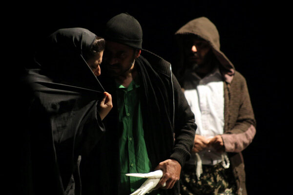 «سیمرغ» رنگ و بوی اردبیل را به تهران آورد/ یادش بهخیر؛ صف تئاتر!