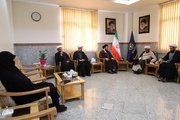 دیدار دبیر جامعه فرهنگی قرآنی عصر با مدیر حوزه‌های علمیه خواهران/شناسایی۱۲ هزار جلسه خانگی قرآن