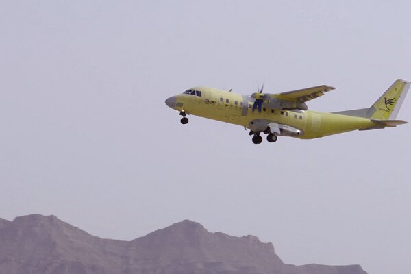 ایرانی ساختہ مال بردار طیارے کی کامیاب اڑان+ ویڈیو