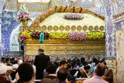 حال و هوای شب میلاد امام رضا(ع) در حرم اخت الرضا(ع)