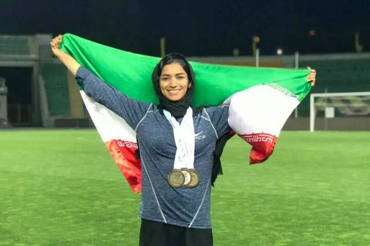 Esmaeilnejhad breaks 100 meters Iran women record