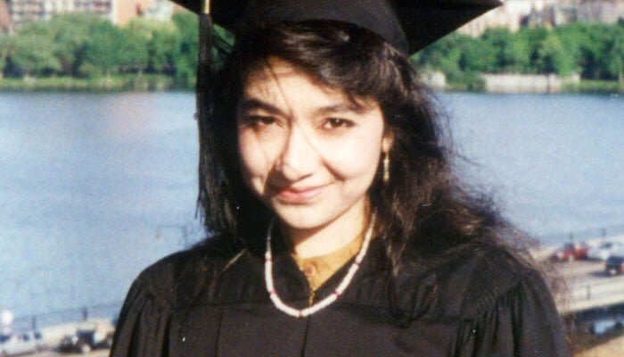 امریکہ میں قید پاکستانی لیڈی ڈاکٹر عافیہ صدیقی کی 20 سال بعد بہن سے ملاقات