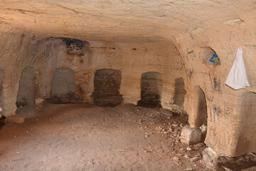 ۱۰۰۶ اثر تاریخی گلستان در فهرست آثار ملی به ثبت رسیده است