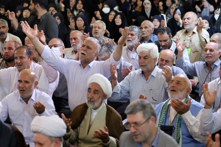 «بداخلاقی» جامعه را به عقب میراند/ باید از پیامبر اخلاق را آموخت