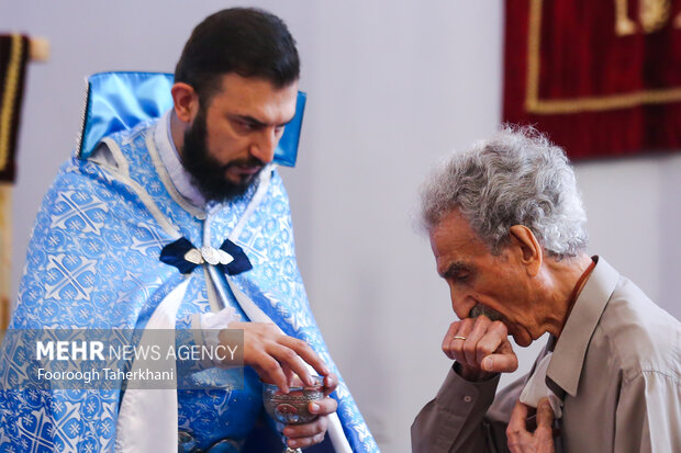 آرمینیائی کی جانب سے امام خمینی رحمۃ اللّٰہ علیہ کی برسی کے موقع پر تقریب کا اہتمام
