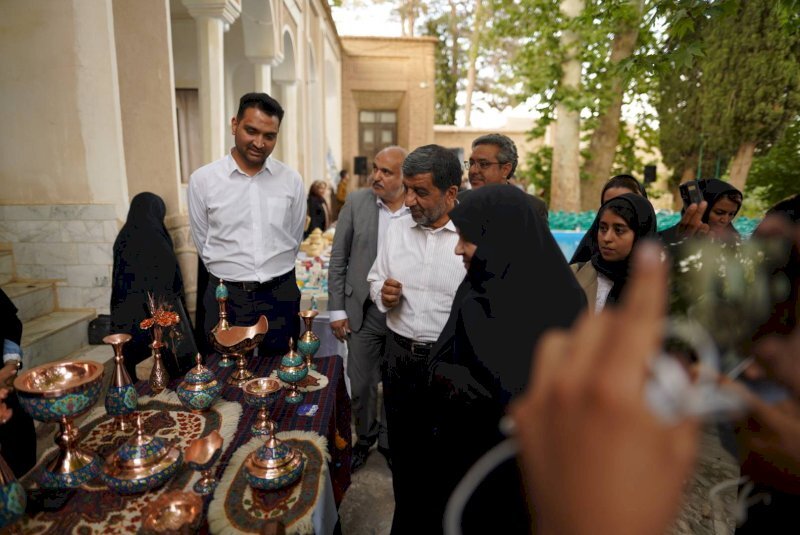 آنچه در سفر وزیرمیراثفرهنگی به کرمان گذشت/آرامگاه«چریک پیر»کجاست