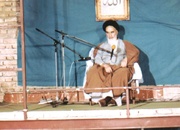 في ذكرى الرحيل .. "محورية الدين في الحياة" وفق رؤية الامام الخمیني (قدس) 