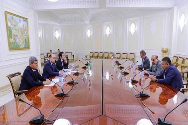 İran ve Özbekistan yetkilileri Taşkent'te bir araya geldi İran ve Özbekistan yetkilileri Taşkent'te bir araya geldi