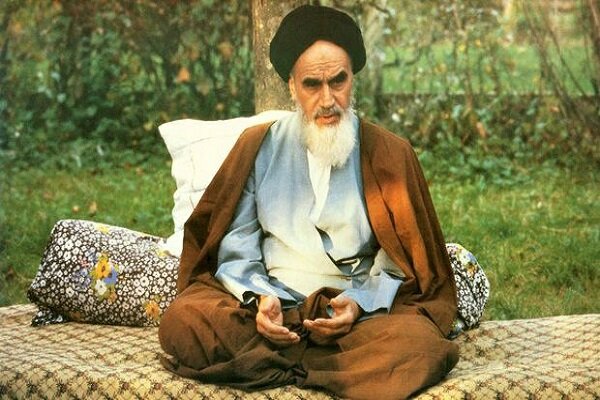 بررسی مواضع و بیانات اثرگذار امام خمینی (ره) در حوزه دفاع مقدس