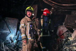 آتش سوزی کارگاه مبل سازی۷ نفر را روانه بیمارستان کرد