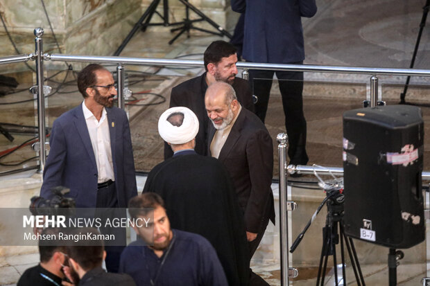احمد وحیدی وزیر کشور در مراسم سی و چهارمین سالگرد ارتحال امام خمینی (ره) حضور دارد