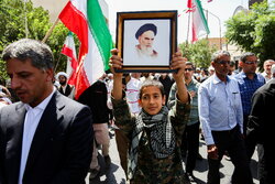 İranlılar İmam Humeyni'ye (r.a) bağlılıklarını yineledi