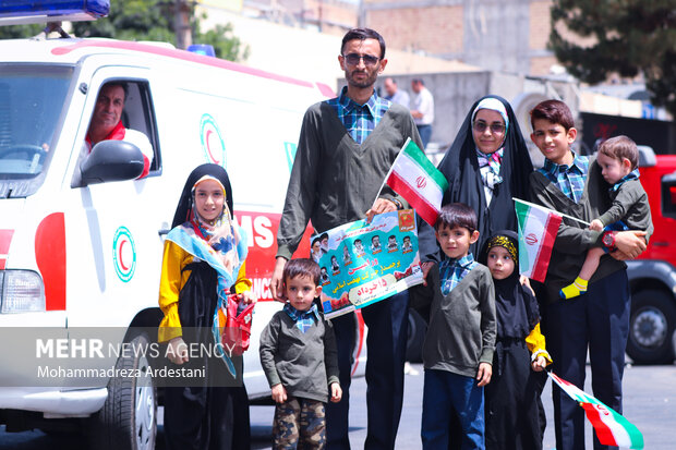 راهپیمایی پرشور قیام خونین ۱۵ خرداد در ورامین