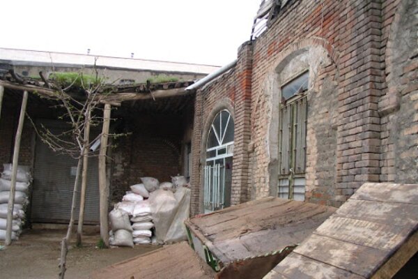 بنای تاریخی ۴۰۰ ساله کاروانسرای«سیمون» مهاباد مرمت می شود