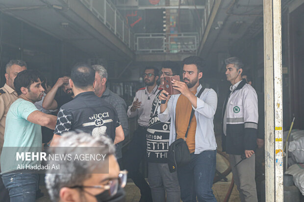 Fire in glue warehouse in Tehran's Grand Bazaar