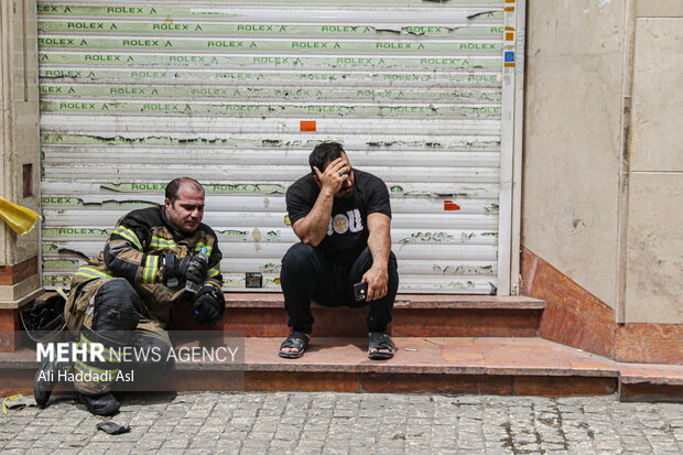 Fire in glue warehouse in Tehran's Grand Bazaar