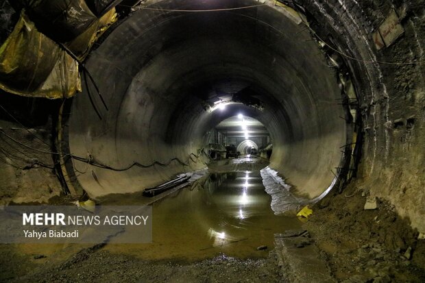 بازدید استاندار کرمانشاه از پروژه قطار شهری