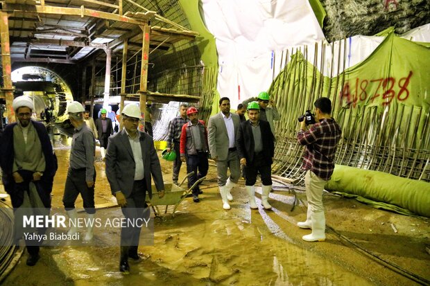 بازدید استاندار کرمانشاه از پروژه قطار شهری