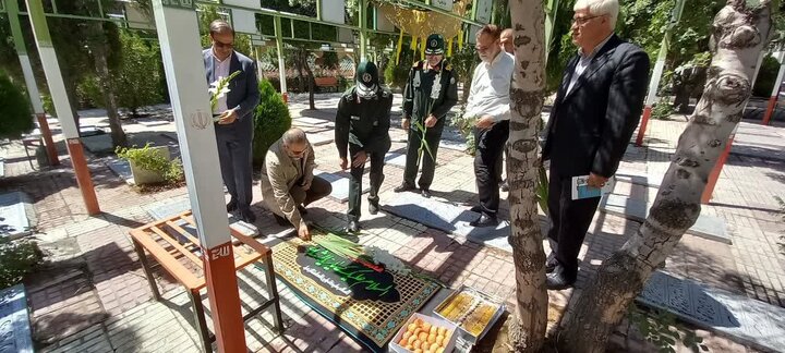 مراسم سالگرد شهیده «فاطمه غیاثآبادی فراهانی» در اراک برگزار شد