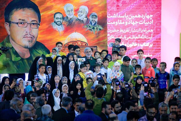 خودکارهایتان را بیاورید، میخواهم کتاب بنویسم