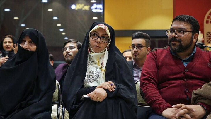 خودکارهایتان را بیاورید، میخواهم کتاب بنویسم