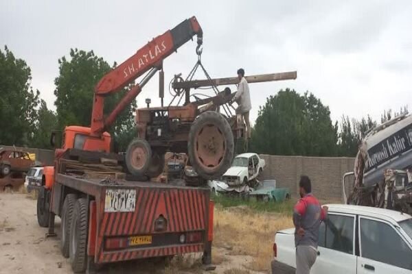 یک دستگاه حفاری غیر مجاز در «کبودین» شهریار توقیف شد
