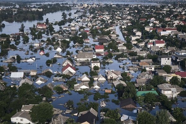 Over 7,000 evacuated from flood zone in Kherson Region