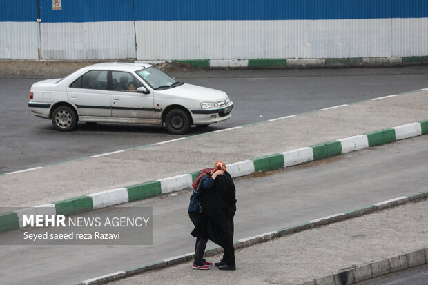 Wind storm in Tehran