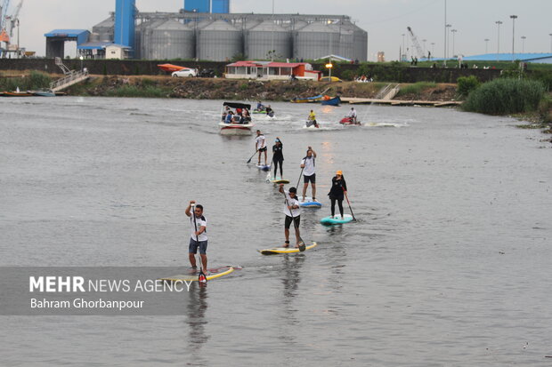 برپایی نخستین جشنواره ورزش های دریایی و ساحلی شمال کشور در انزلی