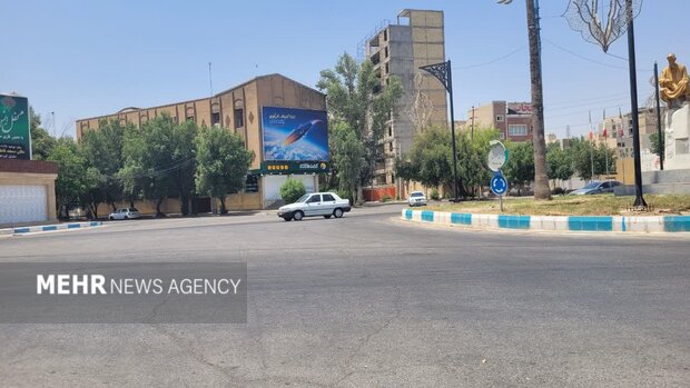 دیواره نگار میدان مولوی با موشک فتاح رونمایی شد