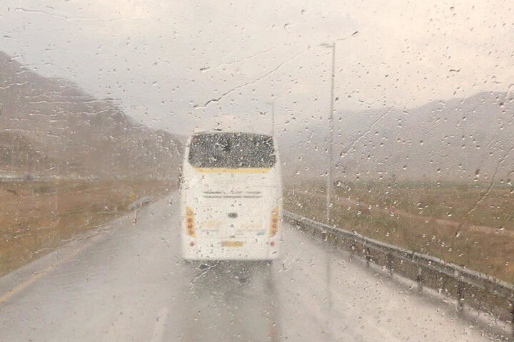 بارش‌های رگباری و تگرگ در آذربایجان‌شرقی ادامه دارد