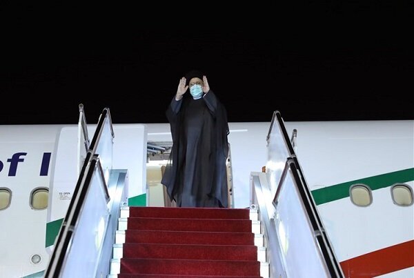 ایرانی صدر برکس اجلاس میں شرکت کے لئے تہران سے جوہانسبرگ کے لئے روانہ