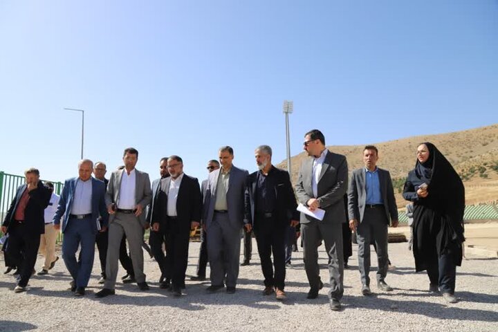 ورزشگاه خرمآباد کی افتتاح میشود؟