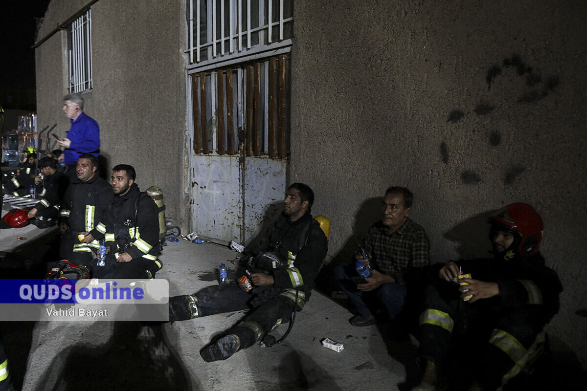 عکاسان خبری، دشمن کسی نیستند!/ ثبت تاریخ از دل آتش تا قلب کرونا